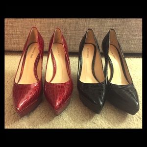 2 pairs Gianni Bini Feaux snake print high heels.